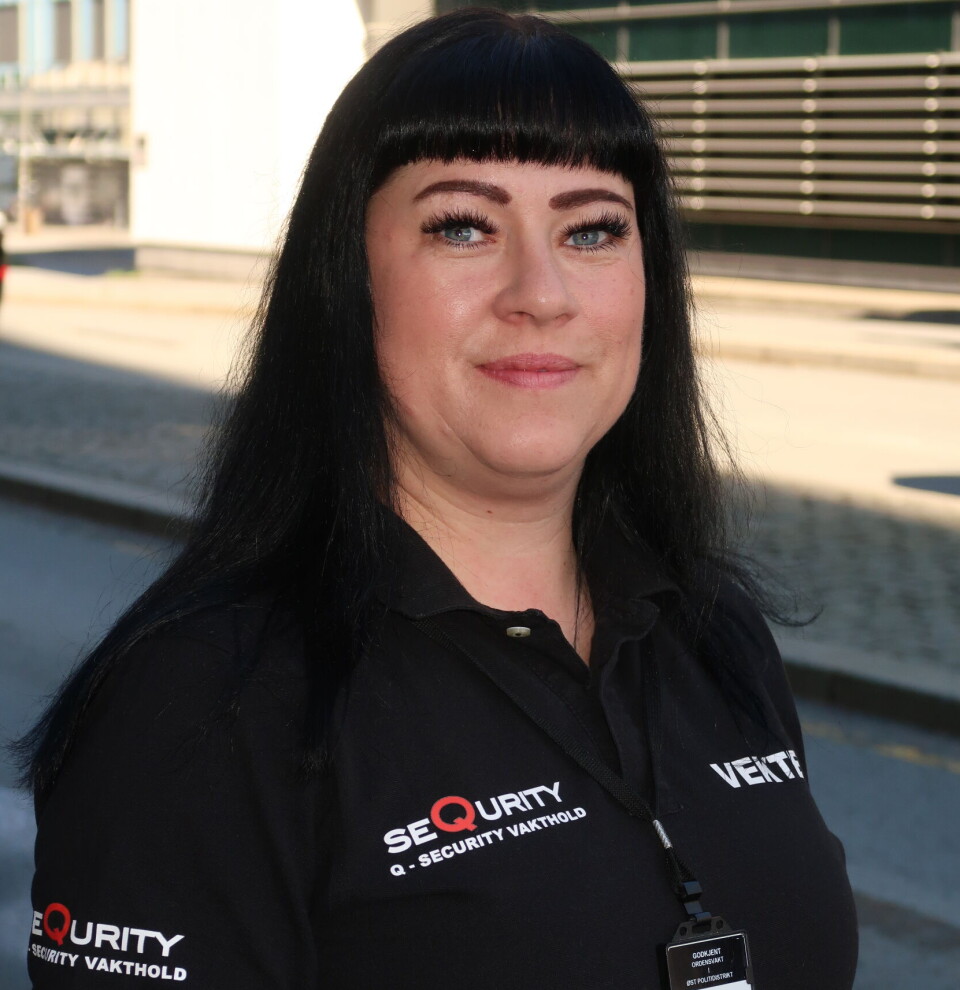 Vekter Hege Johannessen merker på lønningsposen at arbeidsgiveren Quality Security har inngått tariffavtale med NHO Service og Handel. Hege Johannessen