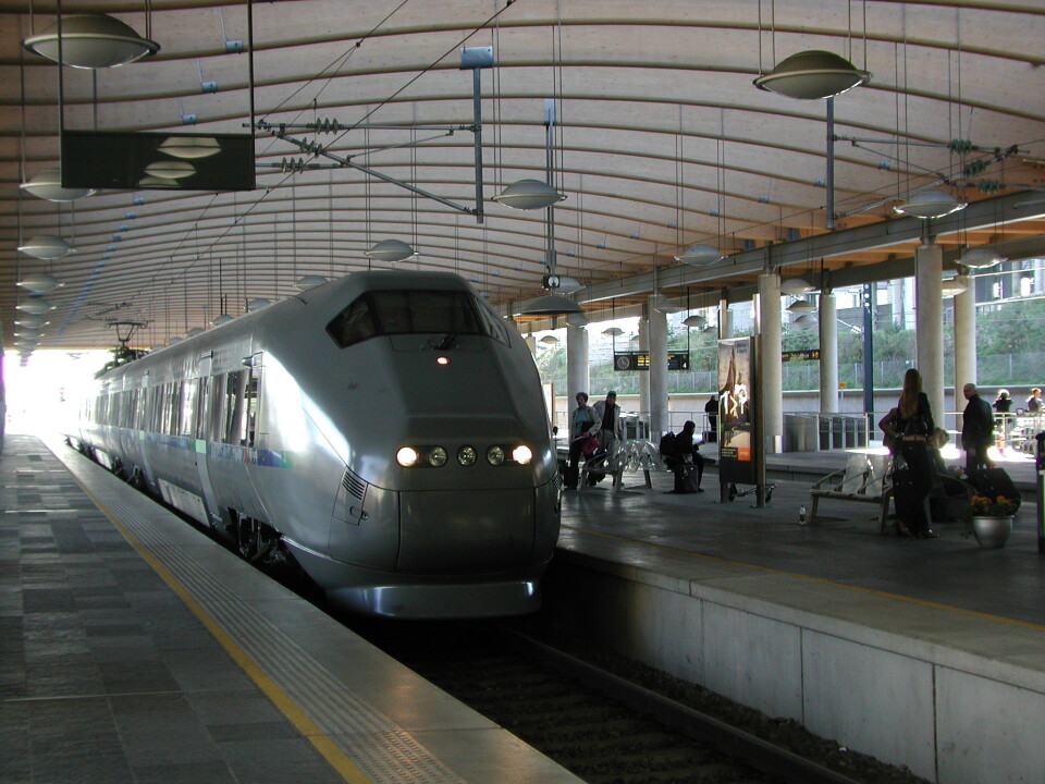 Flytoget breddebilde (Foto: Jan Tveita)