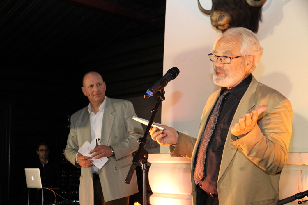 President Øyvind Halnes (t.v.) og styremedlem/leder i historiegruppen Sverre Røed-Larsen under jubileumsmiddagen i fjor (arkivfoto: Even Rise). President Øyvind Halnes (t.v.) og styremedlem/leder i historiegruppen Sverre Røed-Larsen under jubileumsmiddagen i fjor (arkivfoto: Even Rise).