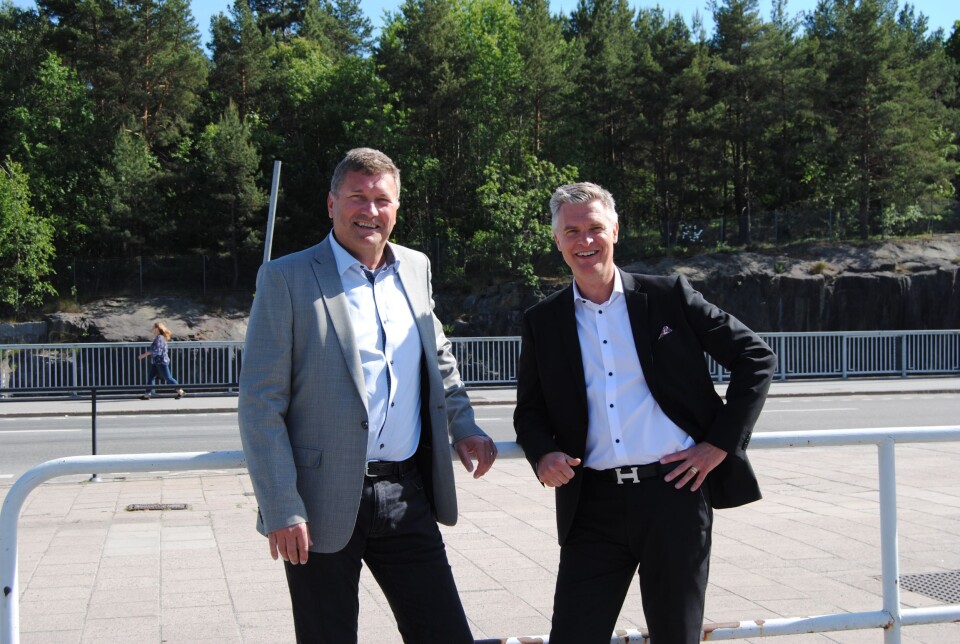 Salgssjef Peter Sääv i Sverige sammen med konsernsjef Stefan Albertsson i AddSecure (foto: Privat).