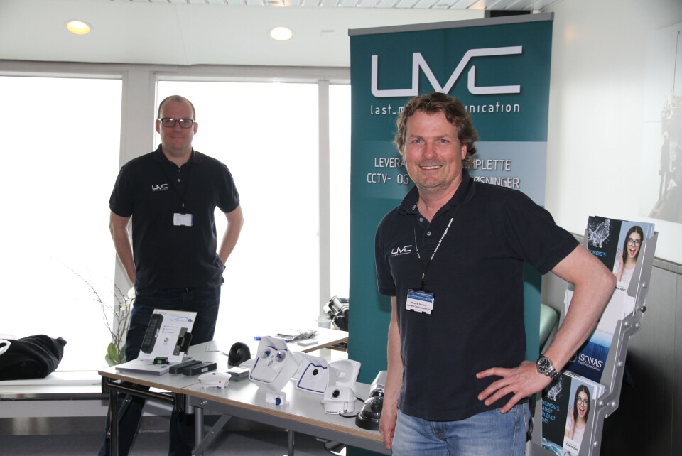 Last Mile Communication, her representert med Jesper Fredriksen og Mikael M. Reinskou under Nosifs sikkerhetskonferanse, har inngått distribusjonsavtale med Hikvision.