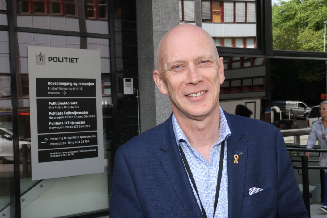 Fagsjef Runar Karlsen i NHO Service og Handel gleder seg over at NHO og Poltidirektoratet i dag signerer avtalen som sikrer samhandling mellom sikkerhetsbransjen og politiet på landsbasis (arkivfoto: Even Rise). Fagsjef Runar Karlsen i NHO Service og Handel gleder seg over at NHO og Poltidirektoratet i dag signerer avtalen som sikrer samhandling mellom sikkerhetsbransjen og politiet på landsbasis (arkivfoto: Even Rise).