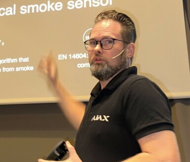 Direktevarsling til 110