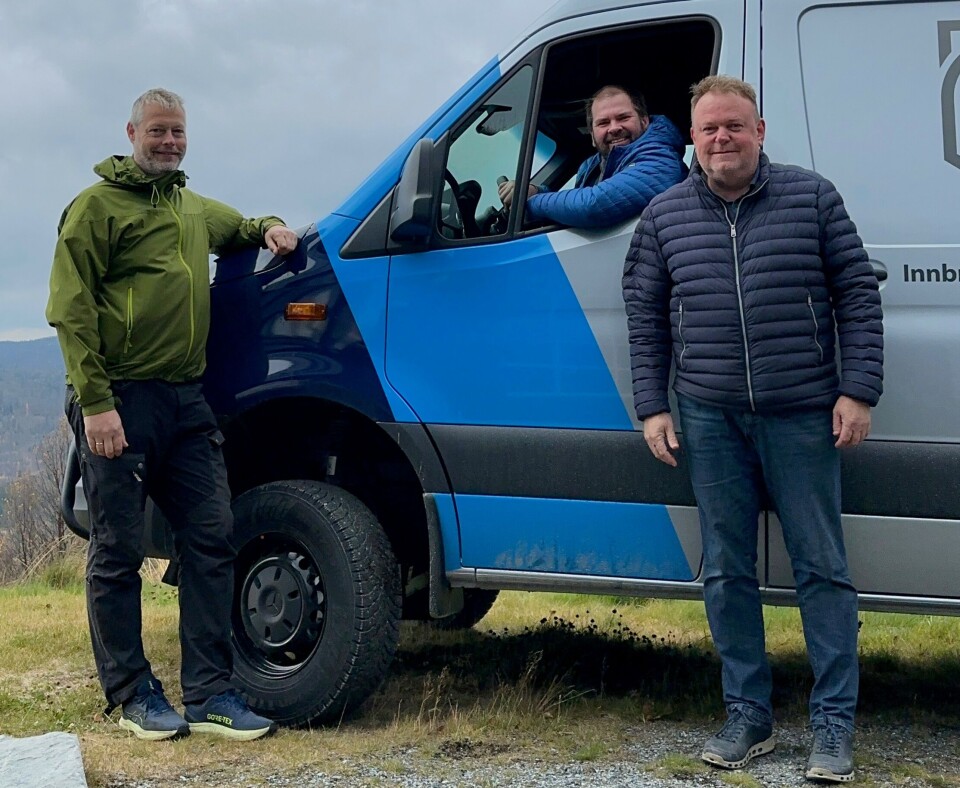 Tom Müller Pedersen (t.v.) i Alarmlink Oslo utvider varesortimentet og satser på varesikring. De to nyansatte, Øyvind Hellebergshaugen og Lars Petter Sveen har lang erfaring med varesikring. Tom Müller Pedersen, Øyvind Hellebergshaugen og Lars Petter Sveen