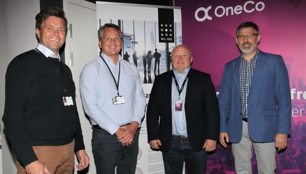 Per Ove Paulsen (f.v.) og Bjørn Hagen fra Mil Sec besøkte i formiddag Stellan Johansen og Kjell Arne Giske i Oneco. De fire legger nå siste hånd på avtalen før Mil Sec blir en del av Oneco. Per Ove Paulsen (f.v.) og Bjørn Hagen fra Mil Sec besøkte i formiddag Stellan Johansen og Kjell Arne Giske i Oneco. De fire legger nå siste hånd på avtalen før Mil Sec blir en del av Oneco.