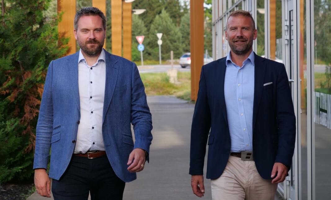 Lars Eirik Berg (t.v.) sammen med sikkerhetsdirektør i HRP Carl-Axel Hagen. Berg er fra første oktober ny fagdirektør for fysisk sikkerhet og analyse i HRP. Lars Eirik Berg (t.v.) sammen med sikkerhetsdirektør i HRP Carl-Axel Hagen. Berg er fra første oktober ny fagdirektør for fysisk sikkerhet og analyse i HRP.