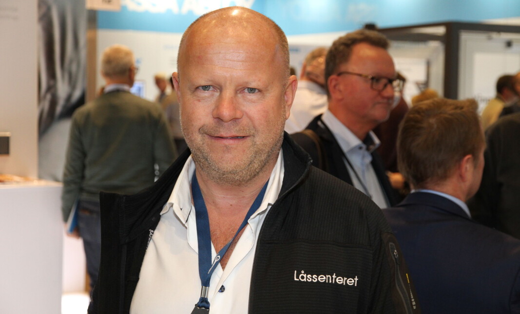 Konserndirektør Ståle Raa i Låssenteret gleder seg over den formelle overtakelsen av Dormakabas låsesmedvirksomhet i dag . Konserndirektør Ståle Raa i Låssenteret gleder seg over den formelle overtakelsen av Dormakabas låsesmedvirksomhet i dag .