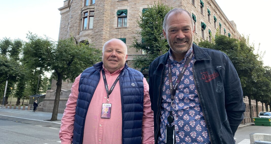 Jahn Gulbrandsen, Stellan Johansen og kollegene har grunn til å være fornøyde etter at Universitetet i Oslo valgte Oneco Technologies som leverandør av teknisk sikkerhet. Dette bildet ble tatt da selskapet nylig inngikk avtale med Departementenes sikkerhets- og serviceorganisasjon (DSS). Jahn Gulbrandsen, Stellan Johansen og kollegene har grunn til å være fornøyde etter at Universitetet i Oslo valgte Oneco Technologies som leverandør av teknisk sikkerhet. Dette bildet ble tatt da selskapet nylig inngikk avtale med Departementenes sikkerhets- og serviceorganisasjon (DSS).
