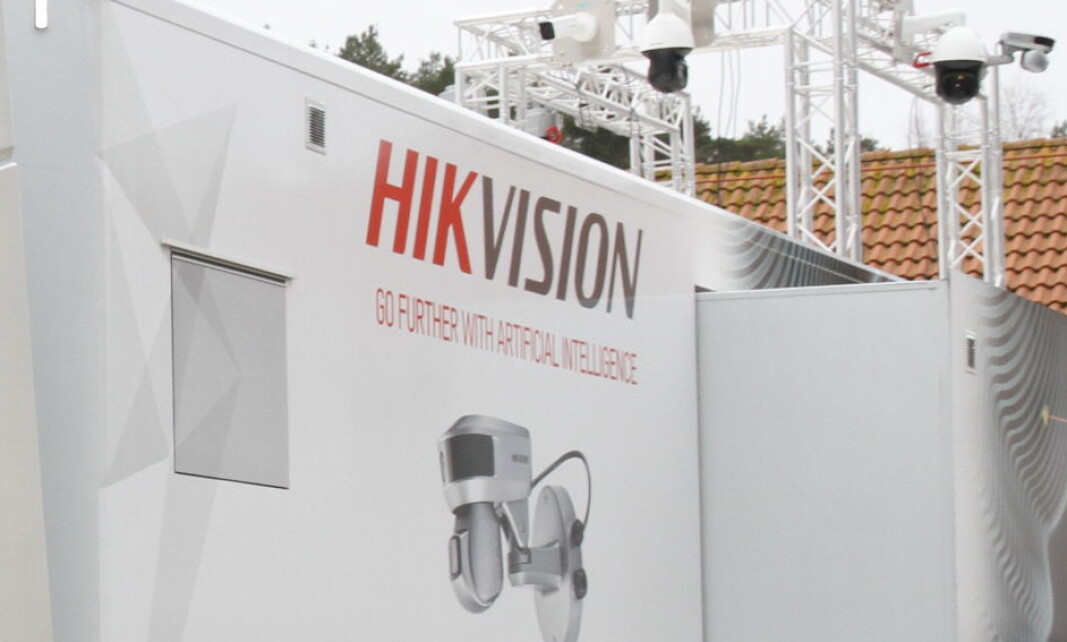 Hikvision mister en betydelig kunde i Norge, Sverige og Finland når Avarn Security avslutter kundeforholdet. General manager Nathan Zheng i Hikvision Nordic tilbakeviser at Avarn Security har grunn til å bekymre seg. Hikvision mister en betydelig kunde i Norge, Sverige og Finland når Avarn Security avslutter kundeforholdet. General manager Nathan Zheng i Hikvision Nordic tilbakeviser at Avarn Security har grunn til å bekymre seg.